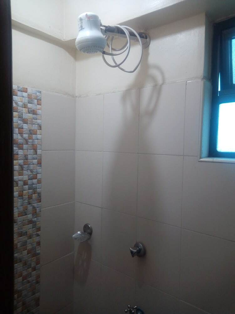Ngara Riverside Hotel