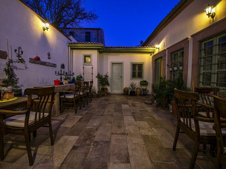 Cunda Dede House Hotel