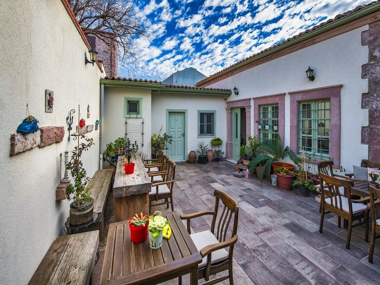 Cunda Dede House Hotel