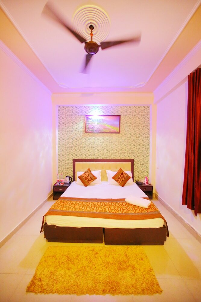 Hotel Adb Rooms Arrival Inn