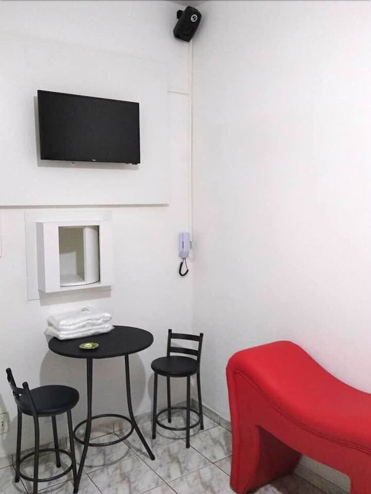 Hotel Pens�o Bh