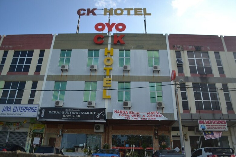 Oyo 89715 Ck Hotel