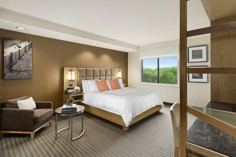 The Hotel At Arundel Preserve