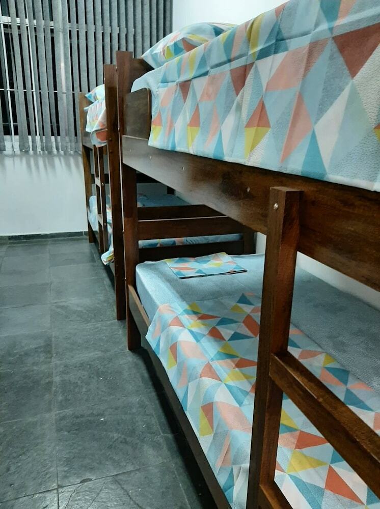 Hostal Hotel Hostel Lapa
