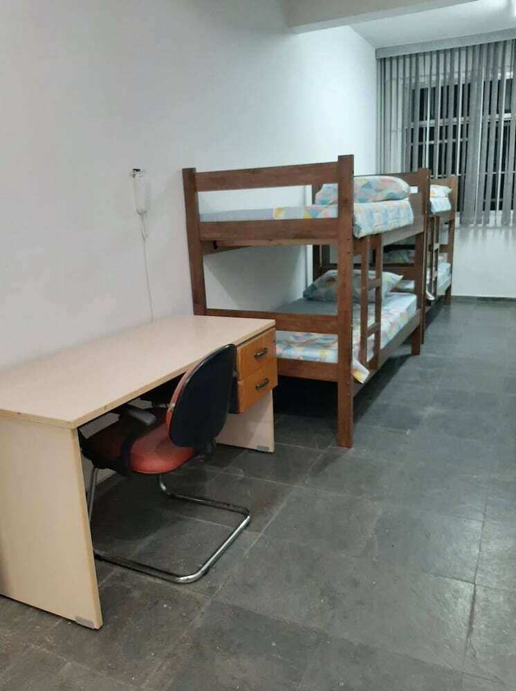 Hostal Hotel Hostel Lapa