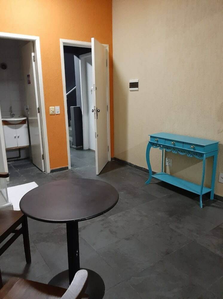 Hostal Hotel Hostel Lapa