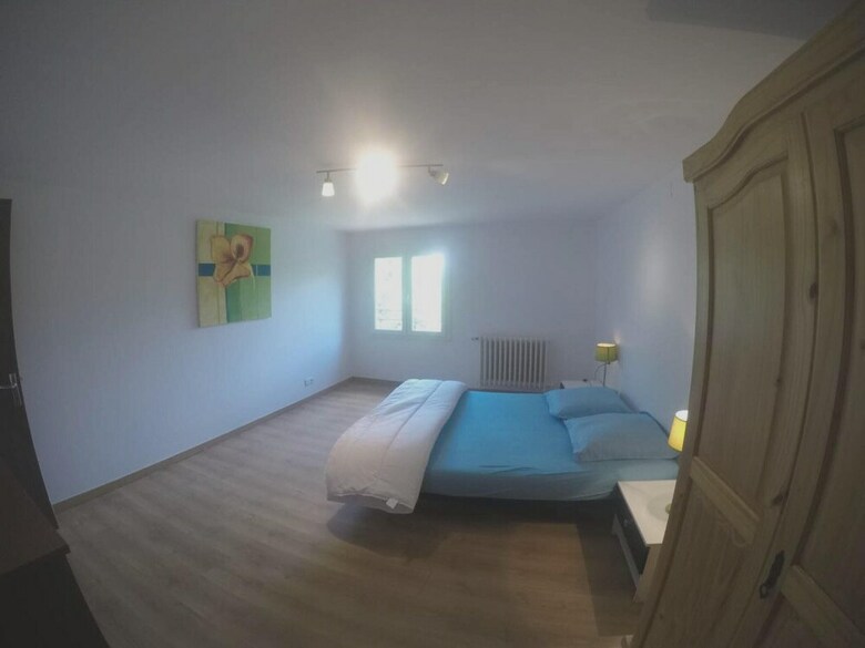 House With 2 Bedrooms In Octon , With Pool Access