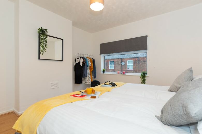 Clegge Street Lodge