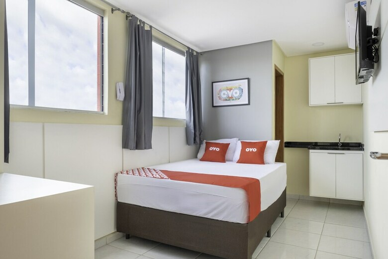 Oyo Hotel Kairos