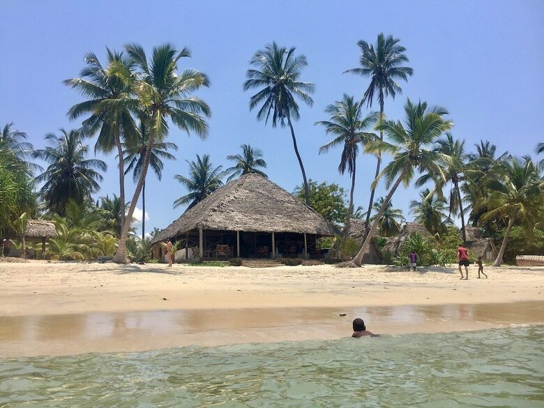 Hotel Mike's Beach Cottages