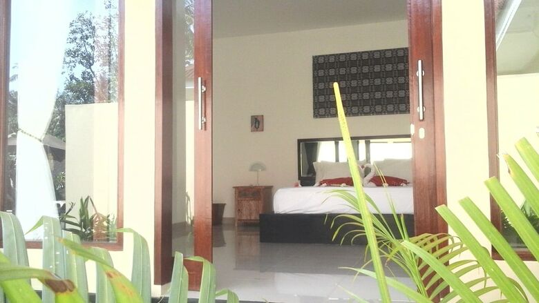 Bed & Breakfast Tom And Jerry Villa Lombok