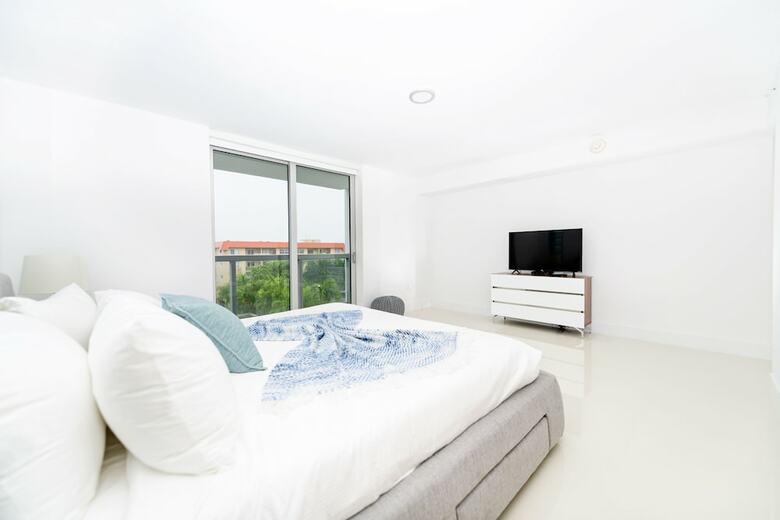 Apartamentos Moderno By Bay Harbor One