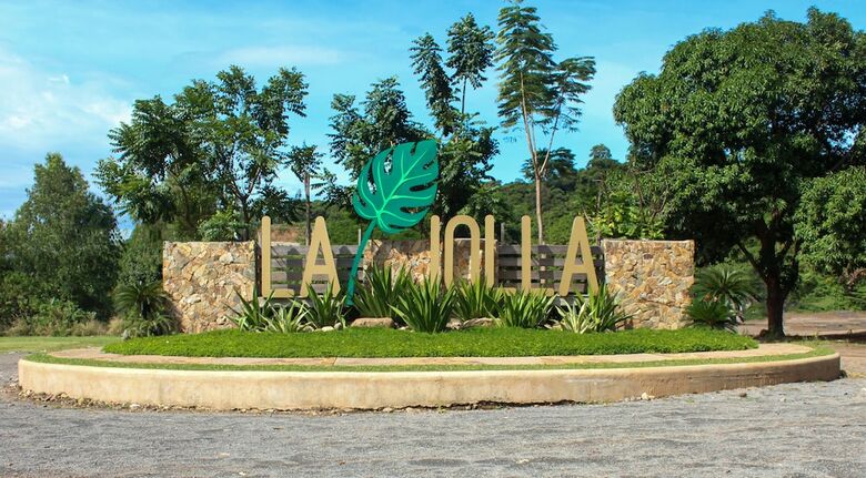 Hotel La Jolla Luxury Beach Resort