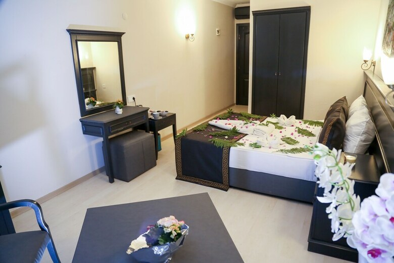 Dream Palace Hotel - Adults Only
