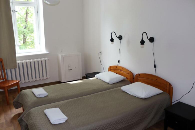 Hostel L�una