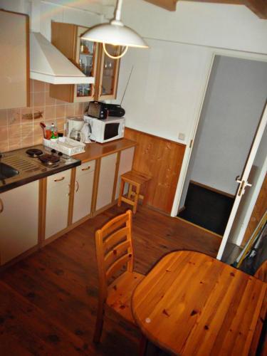Hostal Kotka Housing