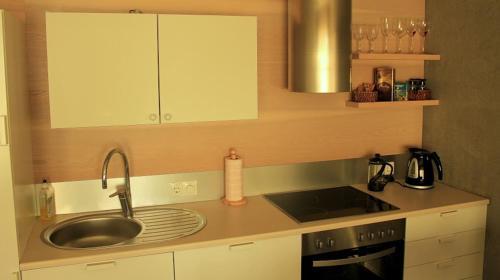 Apartamento Kaluri Residence