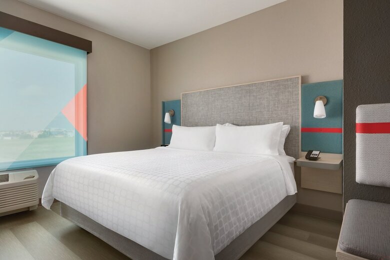 Avid Hotel Midland