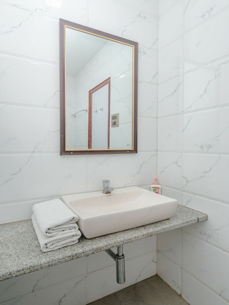 Tuliipstays - Hotel Ashok Bhiwandi