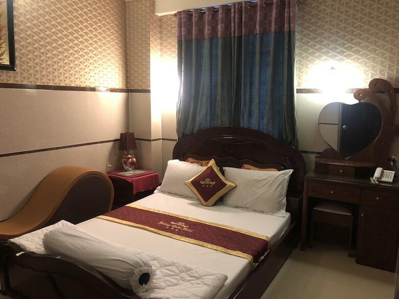 Hoang Quan Hotel