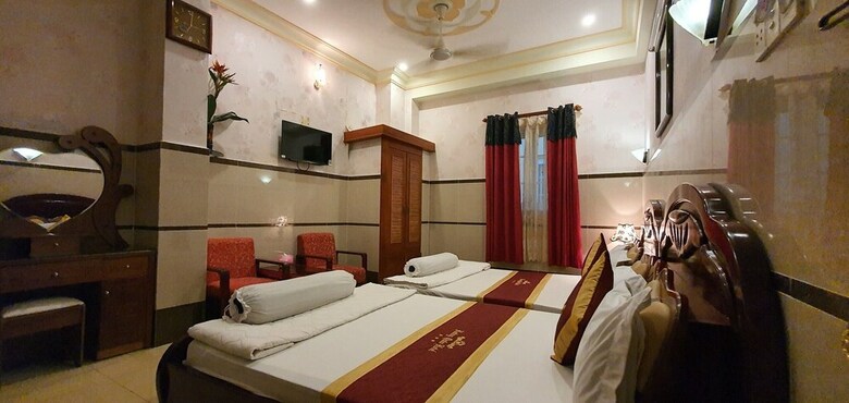 Hoang Quan Hotel