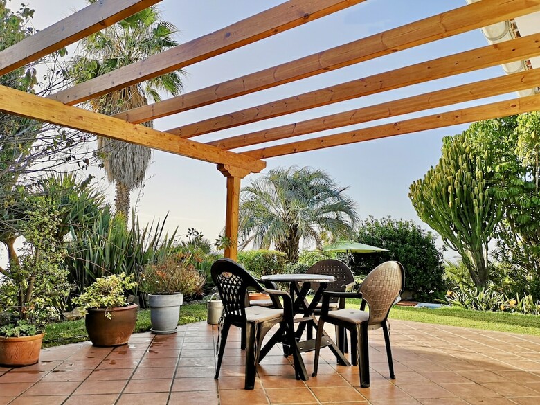 Villa Nanou House