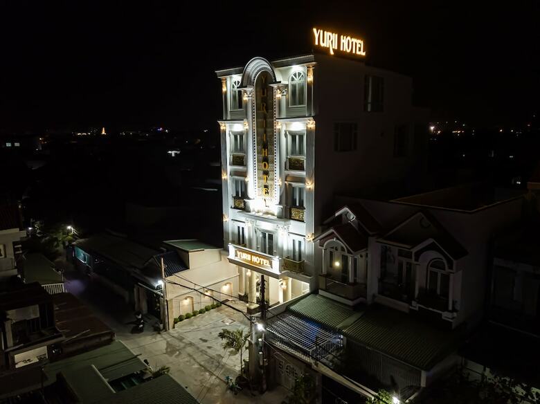 Yurii Hotel