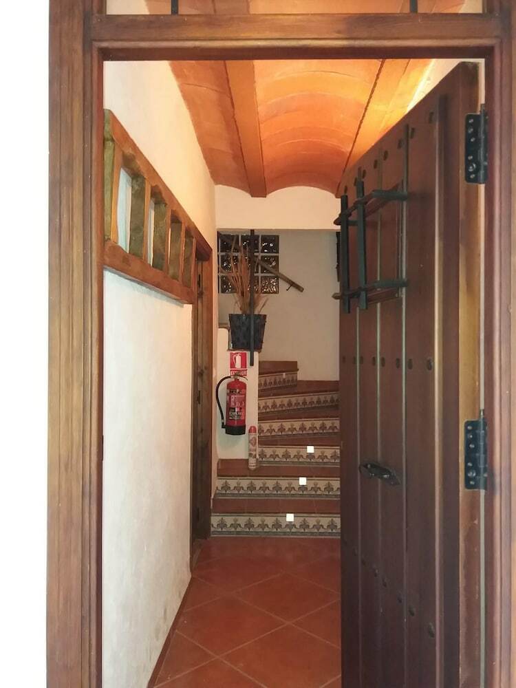 House With 6 Bedrooms In Quesada, With Balcony
