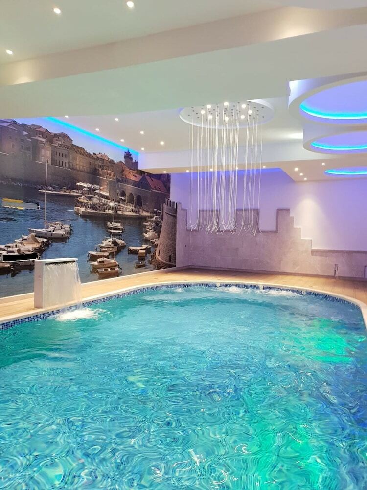 Diamond Rain Boutique Hotel