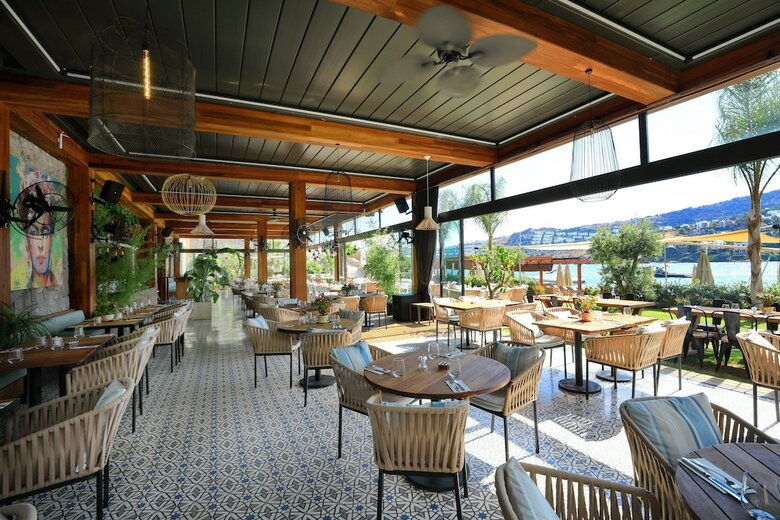 Serafina Mare Deluxe Residence
