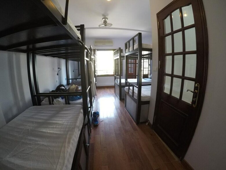 Hostal Oyo 739 Bubba Bed Hostel