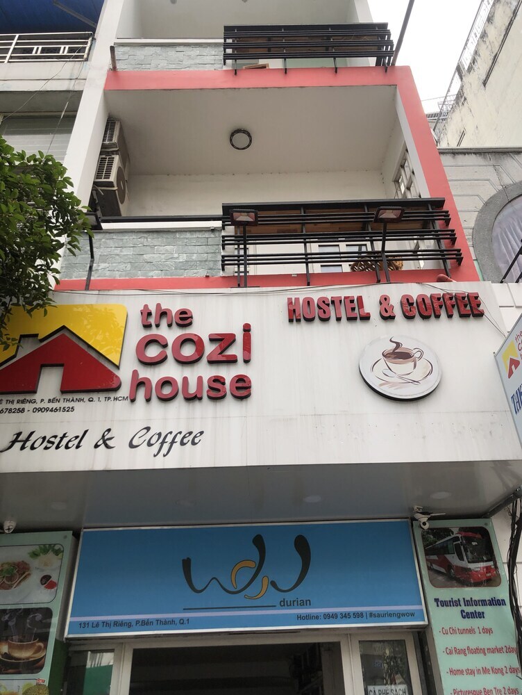 Hostal Oyo 708 The Cozi House - Hostel