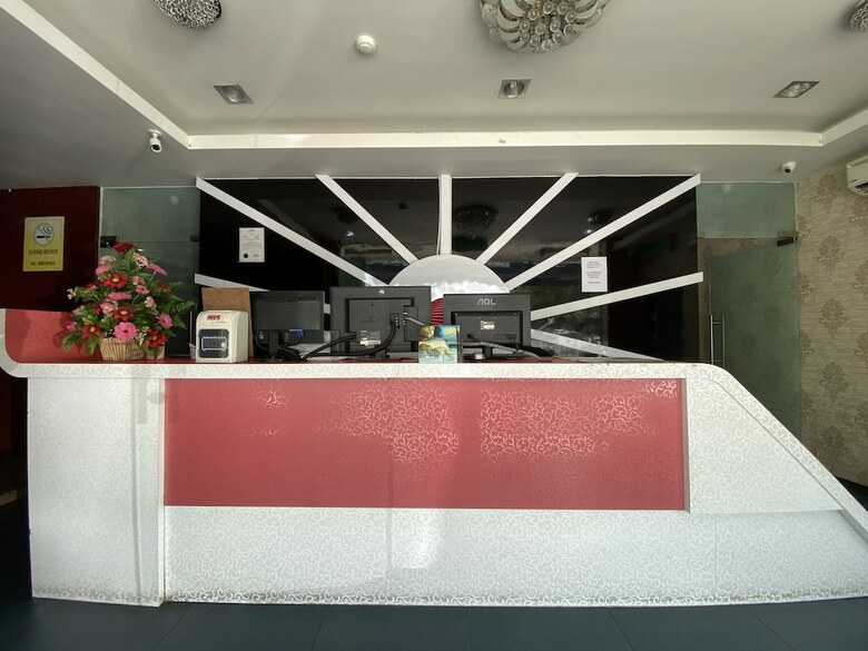 Oyo 89752 7 Days Express Hotel