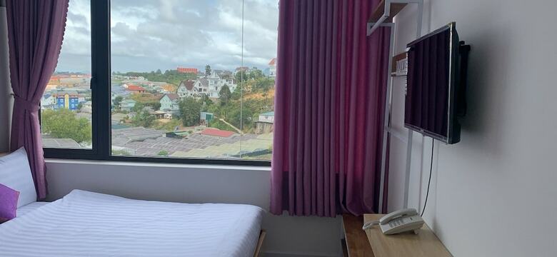 The Art - Hotel Binly