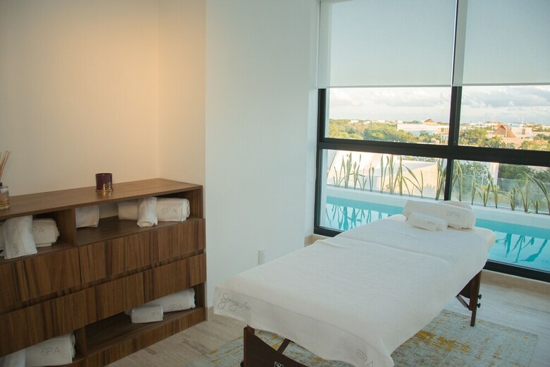 Aparthotel Amira Central Residence