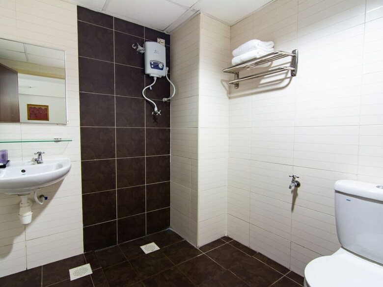 Oyo 89995 Glex Hotel Pandan City