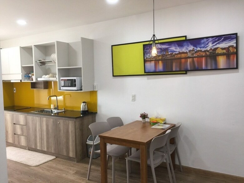 P&l Apartment