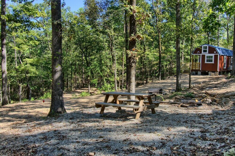 Parker Creek Bend Cabins