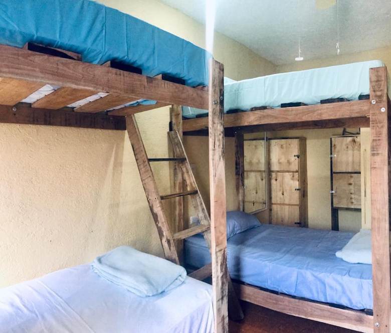 Kaya Hostal Apartments