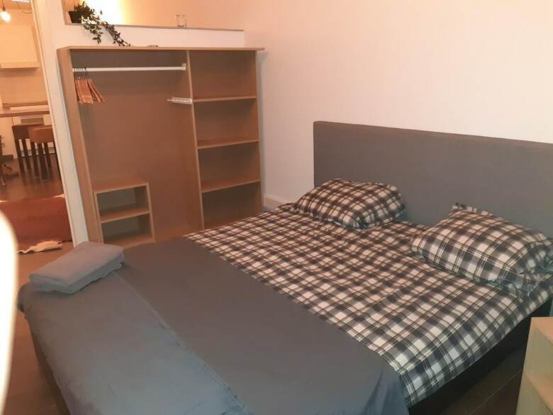 Diamond Bourse Apartments