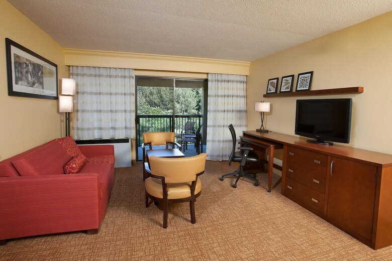 Hotel Courtyard By Marriott Burlington Williston