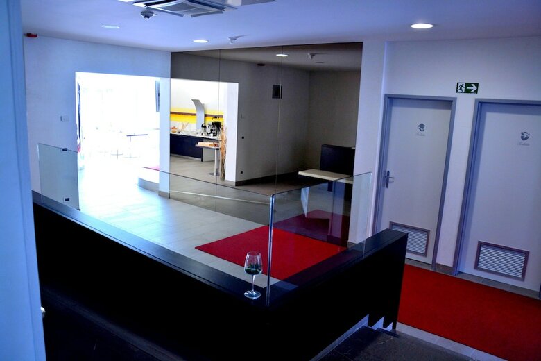 Aparthotel Suite Hotel Klass