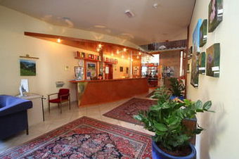 Hotel Lek