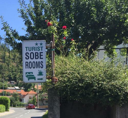 Hostal Tourist Rooms Sajovic