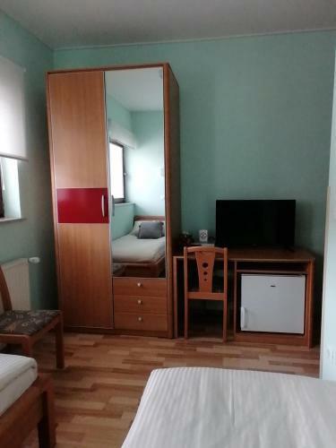 Hostal Apartment Modrina