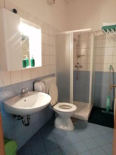 Hostal Apartment Modrina
