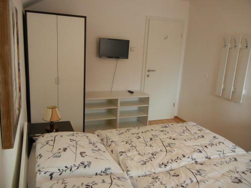 Hostal Guesthouse Mira G.