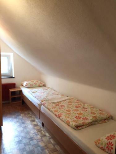 Youth Hostel Nika
