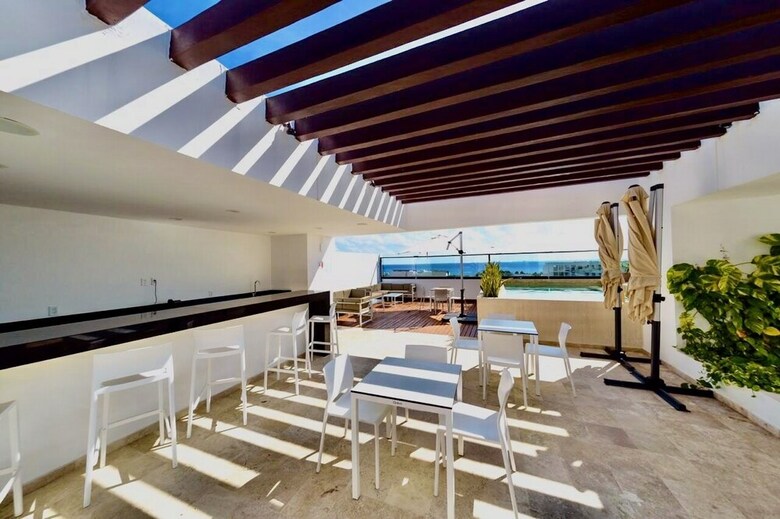 Hotel Kuxtal Condos By Select