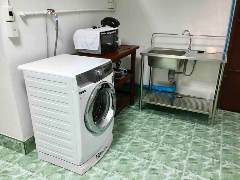 Hotel Srithong Guesthouse